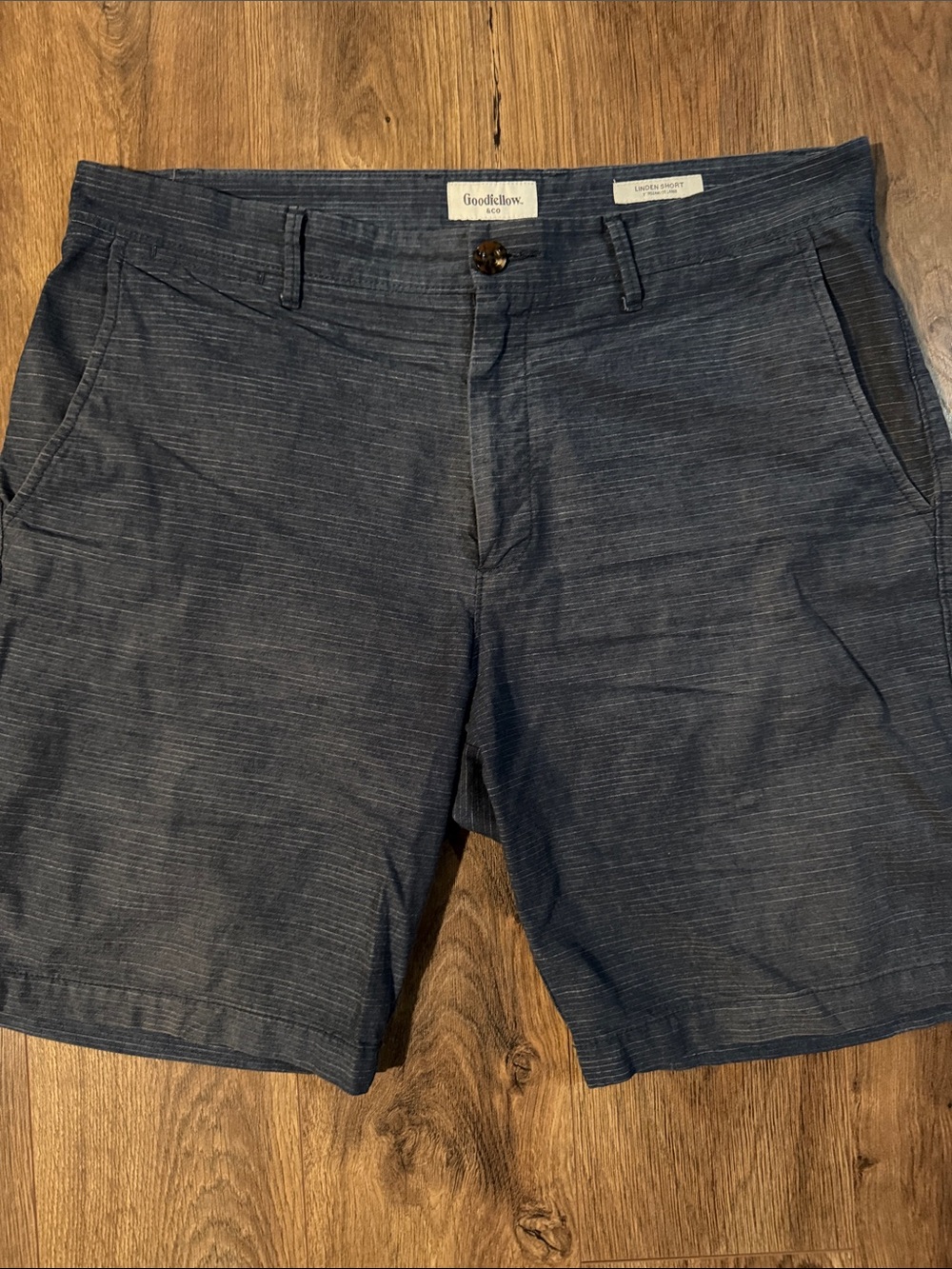 Goodfellow & Co Men's Navy Blue Linden Shorts size 34 and 9” inseam